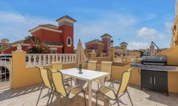 Revente - Semi Detached -
Orihuela Costa