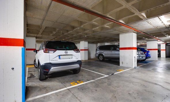 Revente - Apartment -
Torrevieja - Centro