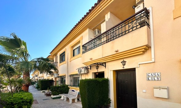 Revente - Town House -
Orihuela Costa - Costa Blanca