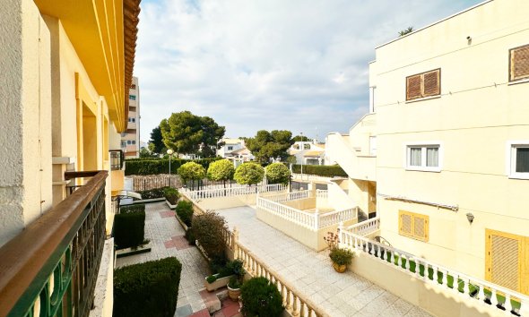 Revente - Town House -
Orihuela Costa - Costa Blanca