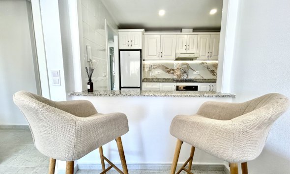 Resale - Apartment -
Campoamor - Costa Blanca