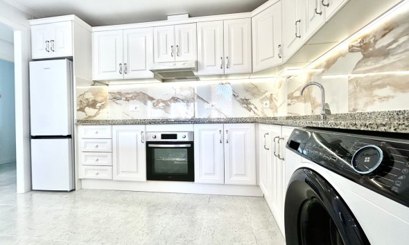 Resale - Apartment -
Campoamor - Costa Blanca