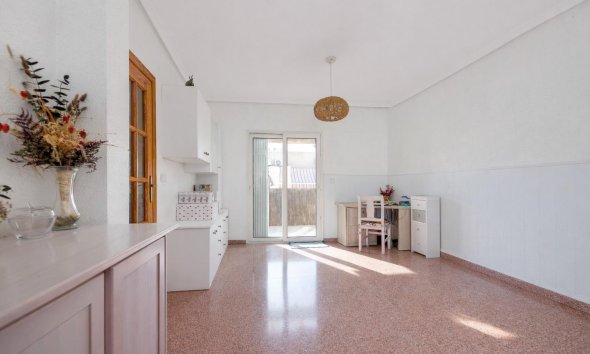 Revente - Apartment -
Torrevieja - Costa Blanca