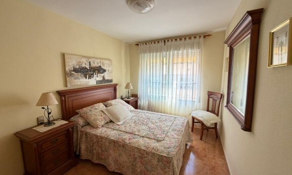 Resale - Apartment -
Torrevieja - Playa del Cura