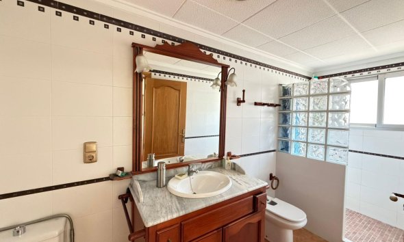 Resale - Apartment -
Torrevieja - Playa del Cura