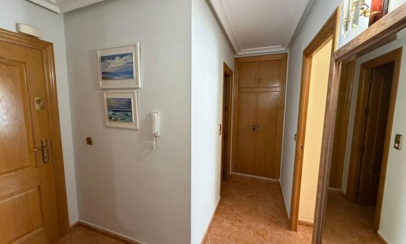 Resale - Apartment -
Torrevieja - Playa del Cura