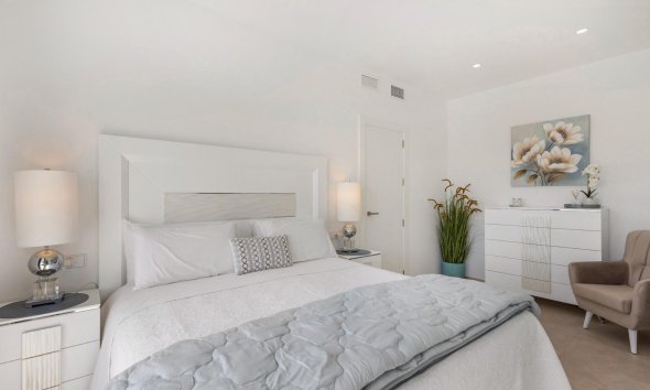 Obra nueva - Villa -
Los Alcazares - Serena Golf