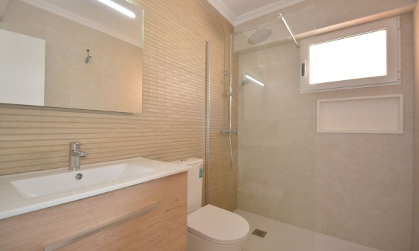 Resale - Apartment -
Torrevieja - Costa Blanca
