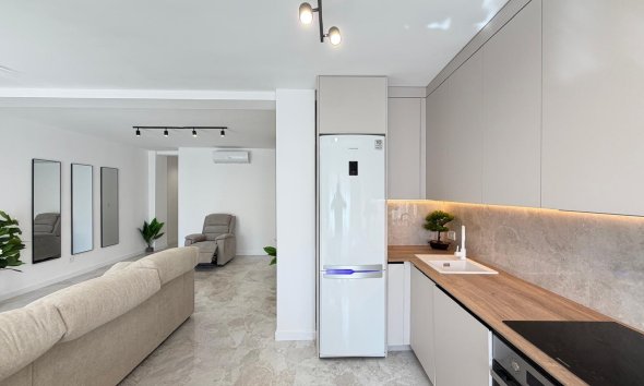 Resale - Penthouse -
Torrevieja - Estacion De Autobuses