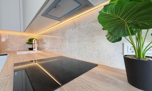 Resale - Penthouse -
Torrevieja - Estacion De Autobuses