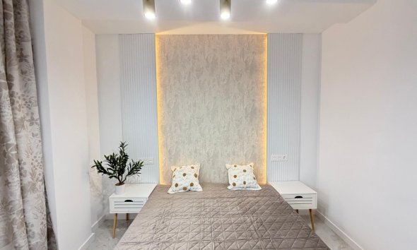 Resale - Penthouse -
Torrevieja - Estacion De Autobuses