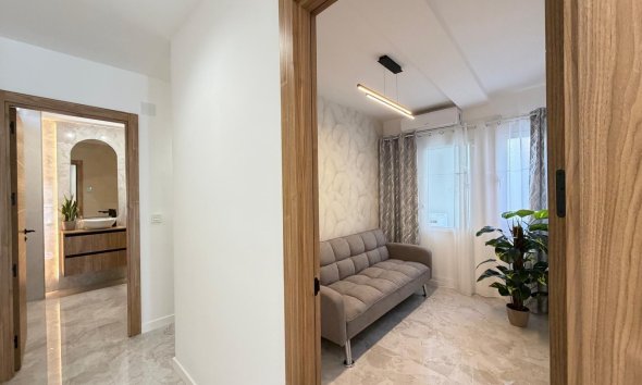 Resale - Penthouse -
Torrevieja - Estacion De Autobuses