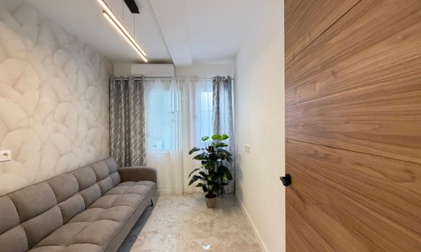 Resale - Penthouse -
Torrevieja - Estacion De Autobuses