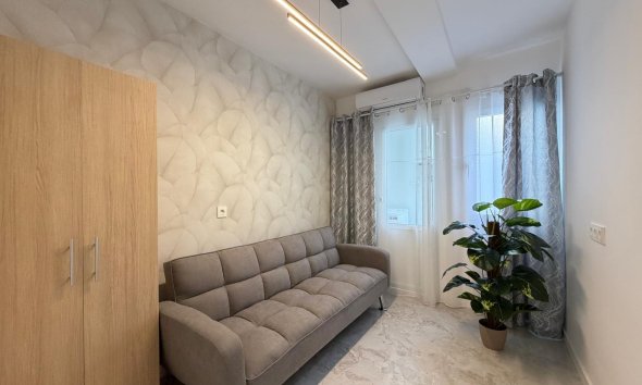 Resale - Penthouse -
Torrevieja - Estacion De Autobuses