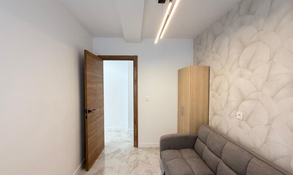 Resale - Penthouse -
Torrevieja - Estacion De Autobuses