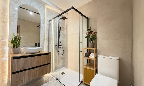 Resale - Penthouse -
Torrevieja - Estacion De Autobuses