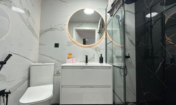 Resale - Apartment -
Torrevieja