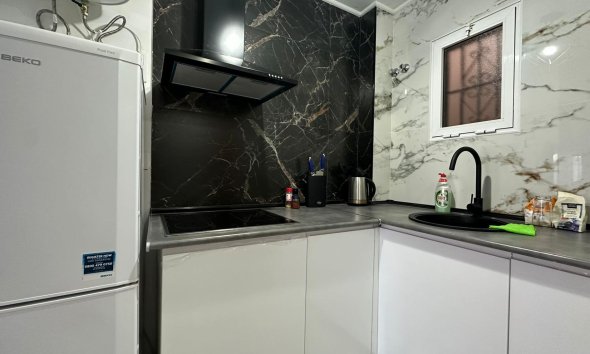 Resale - Apartment -
Torrevieja