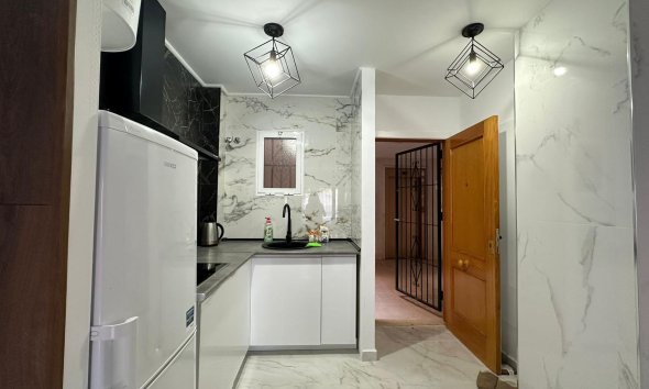 Resale - Apartment -
Torrevieja