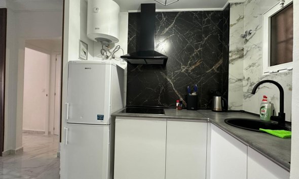 Resale - Apartment -
Torrevieja