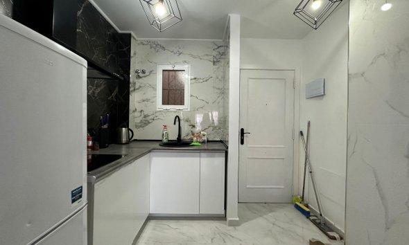 Resale - Apartment -
Torrevieja