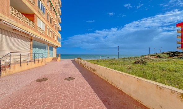 Resale - Apartment -
Torrevieja - La Mata Pueblo