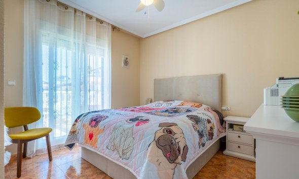 Resale - Town House -
Orihuela Costa - La Regia