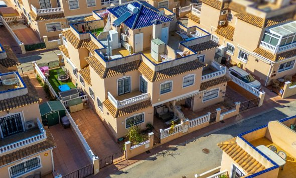 Resale - Town House -
Orihuela Costa - La Regia
