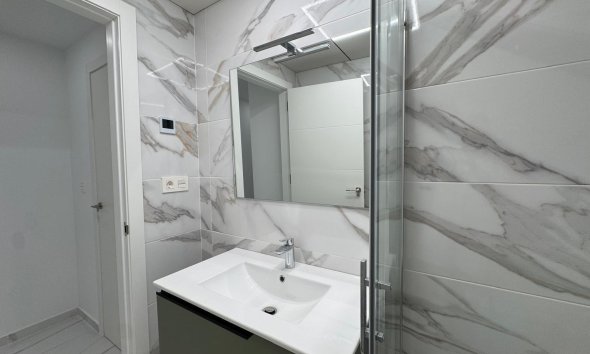 Reventa - Apartment -
Torrevieja