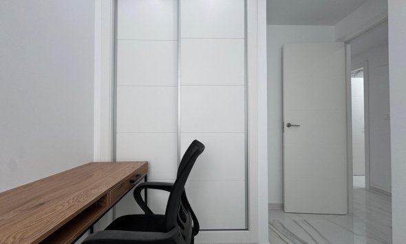 Reventa - Apartment -
Torrevieja