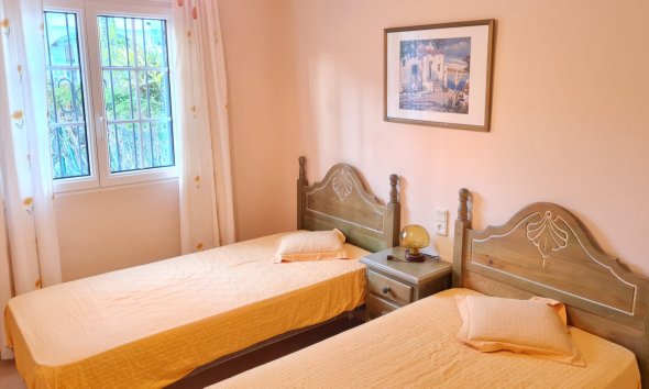 Resale - Bungalow -
Villamartin - Costa Blanca