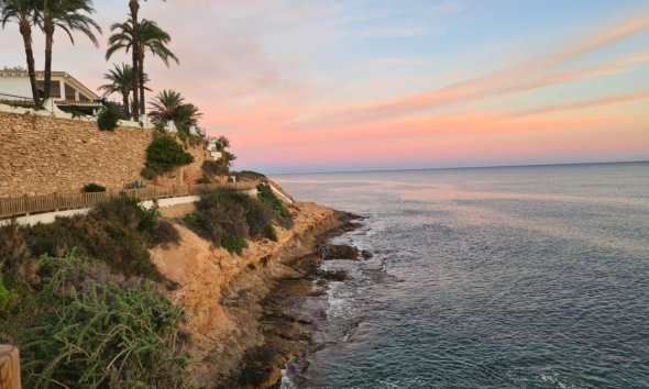 Resale - Bungalow -
Villamartin - Costa Blanca