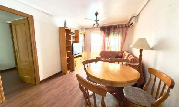 Revente - Apartment -
Torrevieja - Parque de las Naciones