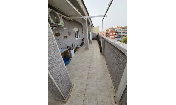 Revente - Attique -
Torrevieja - Costa Blanca