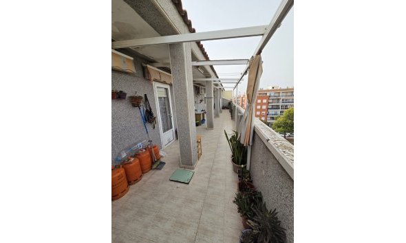 Revente - Attique -
Torrevieja - Costa Blanca