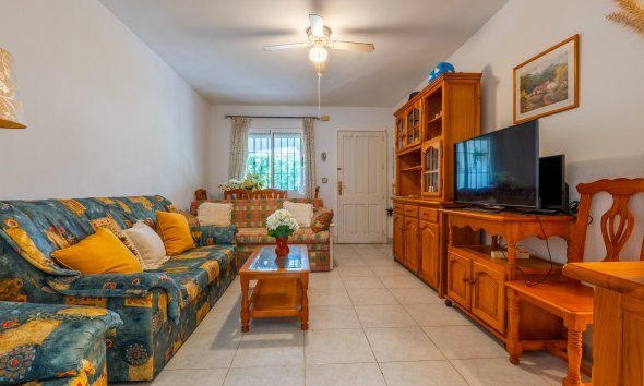 Resale - Bungalow -
Orihuela Costa - Costa Blanca