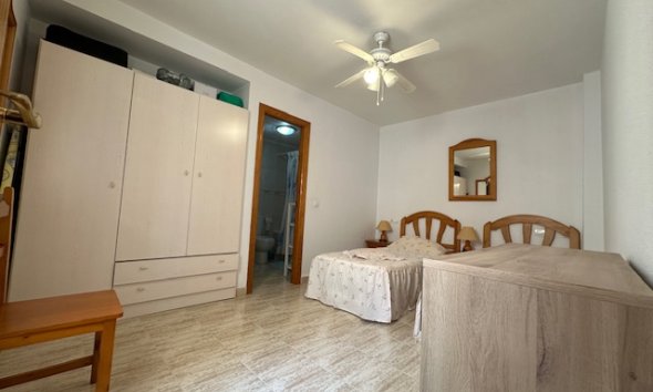 Revente - Apartment -
Torrevieja - Costa Blanca