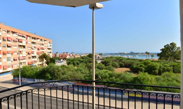 Revente - Apartment -
Torrevieja - Costa Blanca