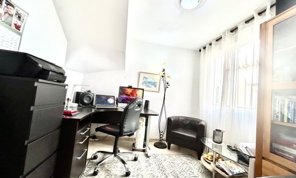 Reventa - Ático -
La Zenia - Costa Blanca