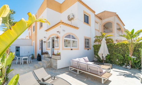 Revente - Town House -
Torrevieja - Costa Blanca