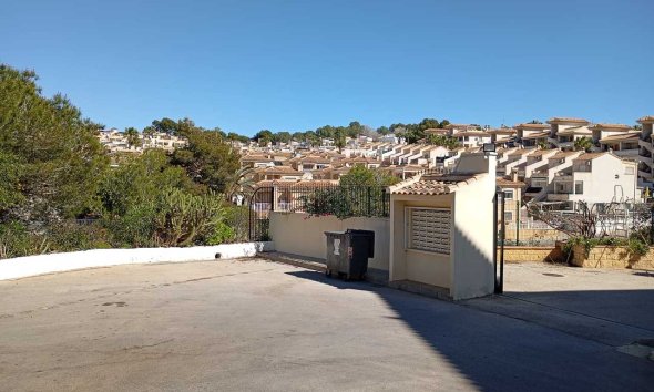 Resale - Apartment -
Villamartin - Costa Blanca