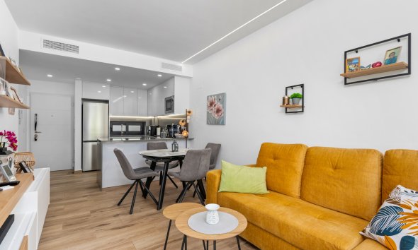 Resale - Apartment -
Villamartin - Costa Blanca