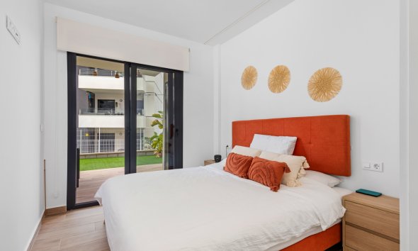 Resale - Apartment -
Villamartin - Costa Blanca