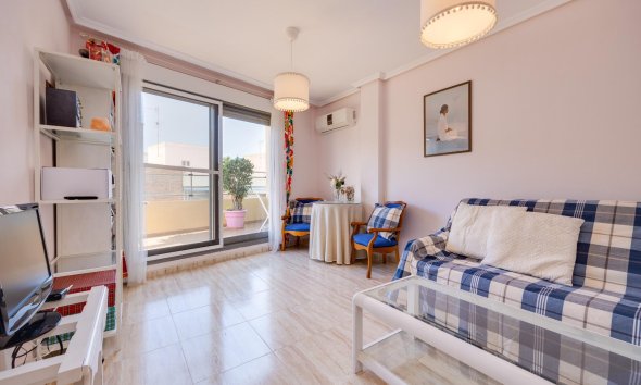 Revente - Attique -
Torrevieja - Centro