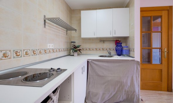 Revente - Attique -
Torrevieja - Centro