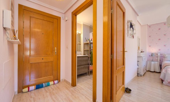 Revente - Attique -
Torrevieja - Centro