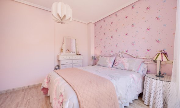 Revente - Attique -
Torrevieja - Centro