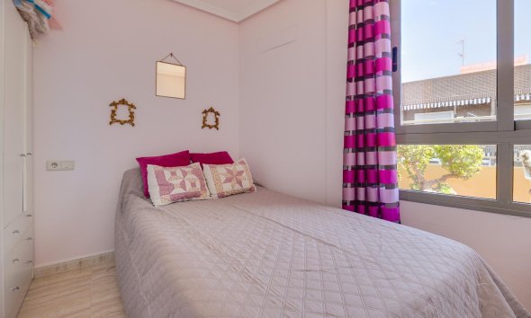 Revente - Attique -
Torrevieja - Centro