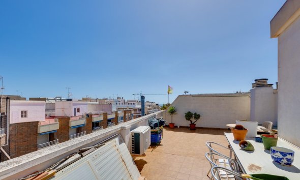 Revente - Attique -
Torrevieja - Centro