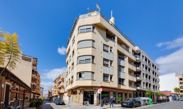 Revente - Attique -
Torrevieja - Centro